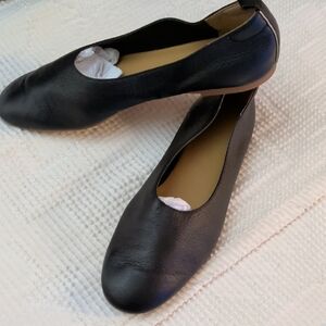 Everland Black Women's Leather Ballet Flats